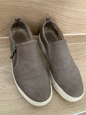 Dr. Scholl's Women's Sneakers Brown used and loved